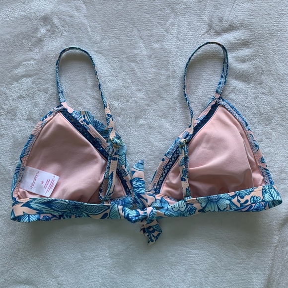 Women’s Bikini - Picture 6 of 7